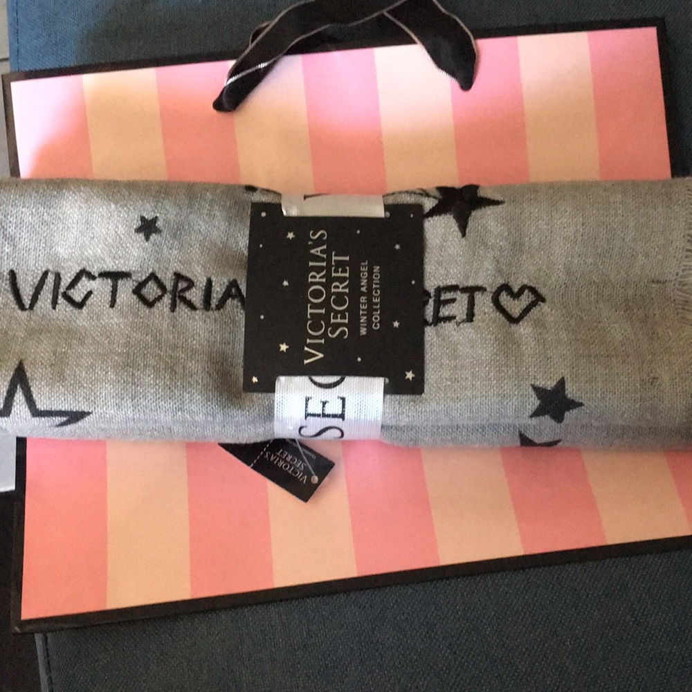 Victoria Secret scarf